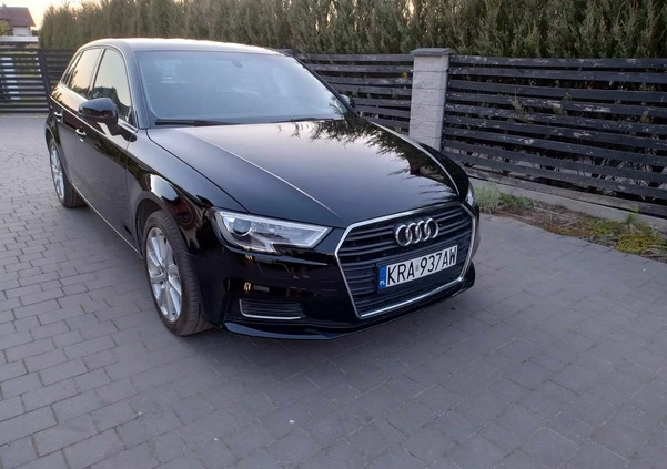 Audi A3 cena 56900 przebieg: 79000, rok produkcji 2016 z Sandomierz małe 46